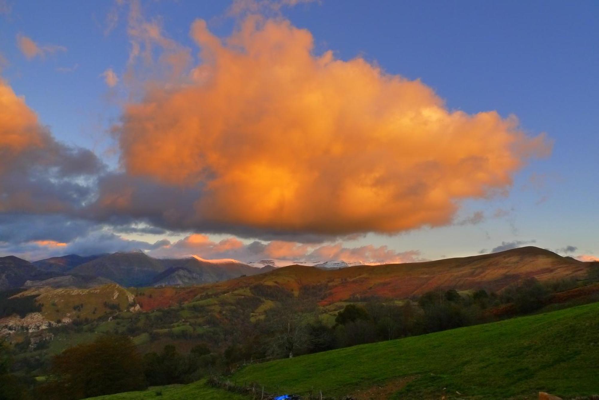 La Pasiega San Roque de Ríomiera Dış mekan fotoğraf